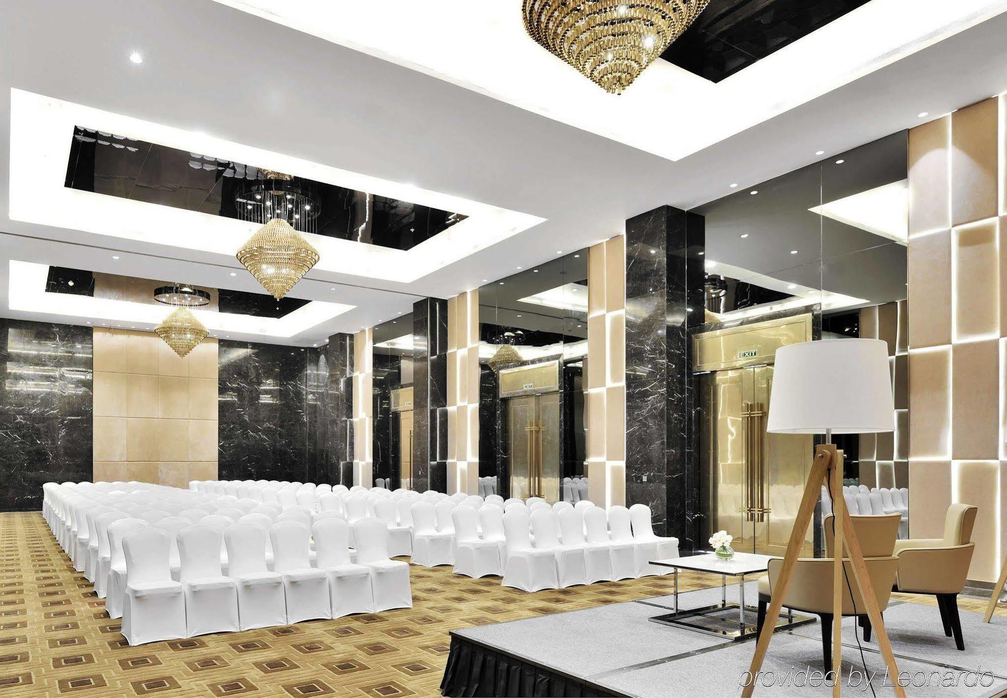 Renaissance Lucknow Hotel, Gomti Nagar Exterior foto